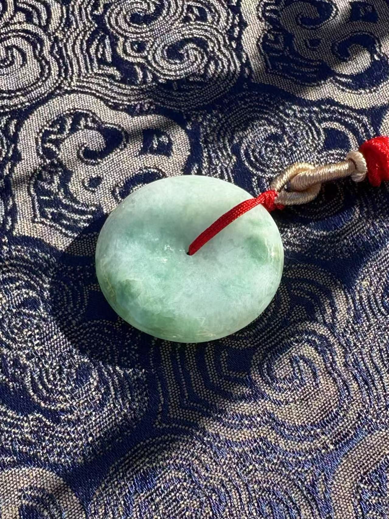 Necklace Jade Donut Pendant 01 翡翠平安扣