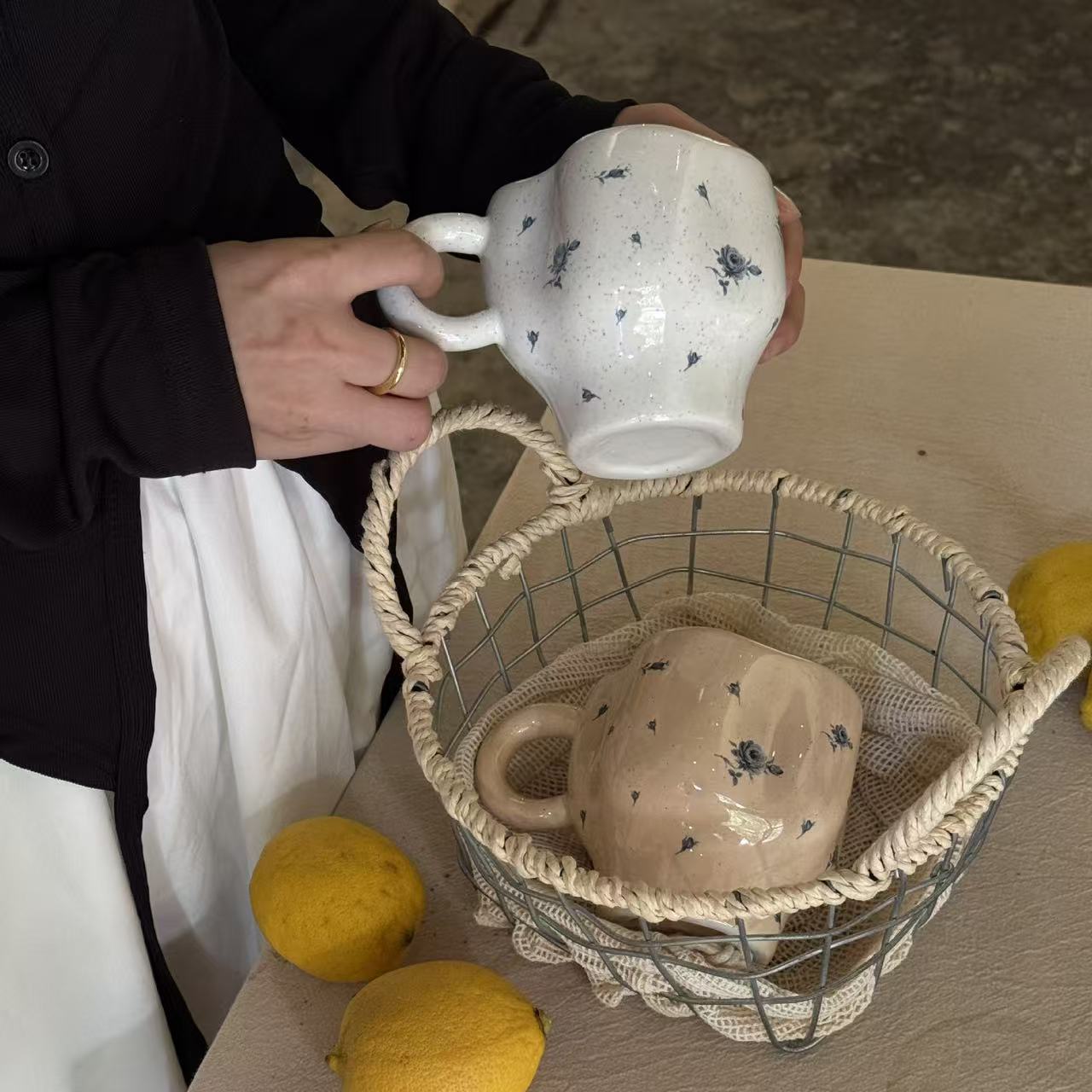Ceramic Handmade Mug with French Rose Floral Design 法式碎花玫瑰手捏不规则陶瓷马克杯
