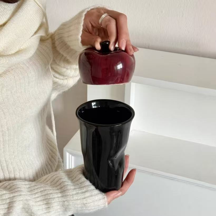 Ceramic Mug with Apple-Shaped Lid 苹果盖子质感陶瓷马克杯