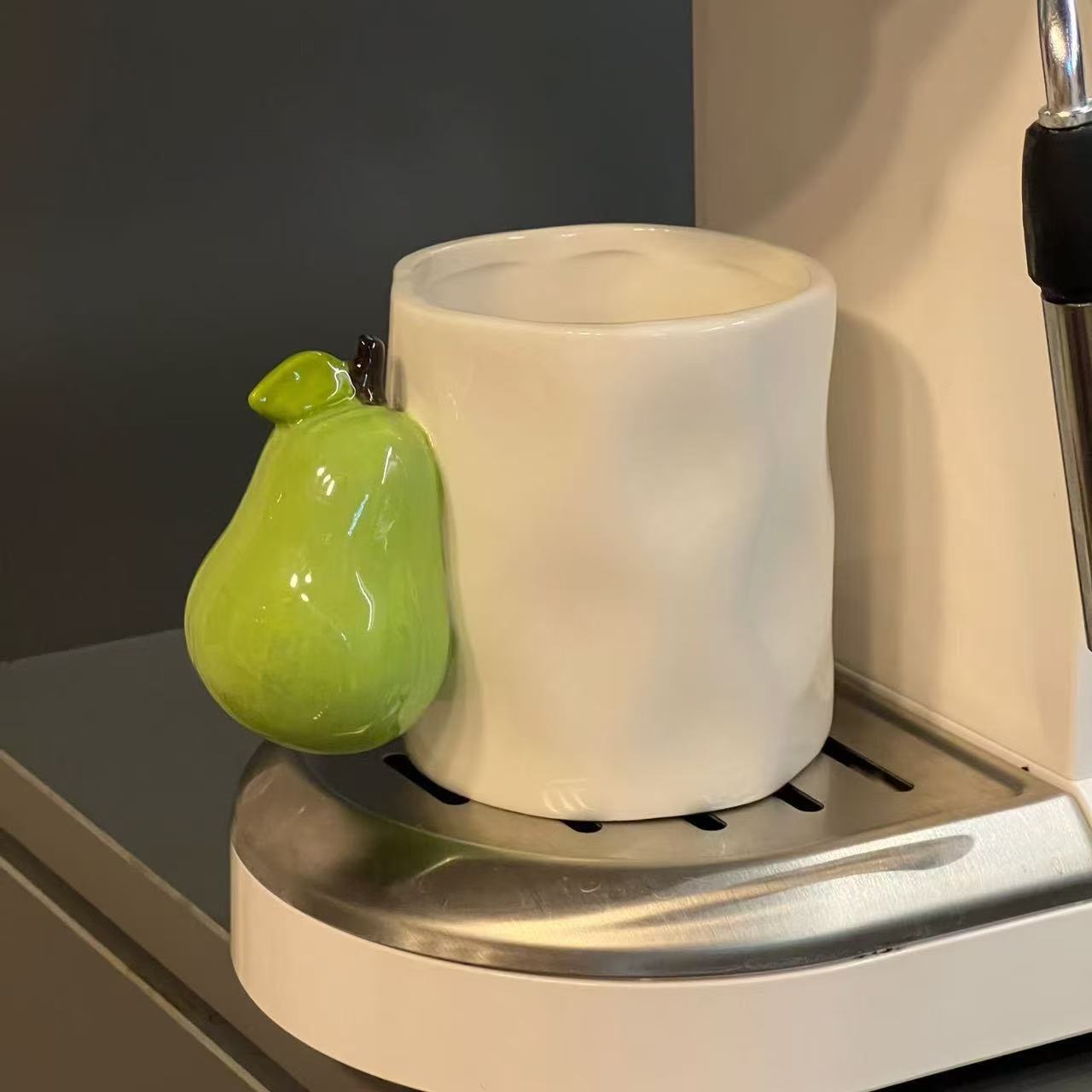 Ceramic Mug with Fruit-Shaped Handle 水果把手陶瓷马克杯