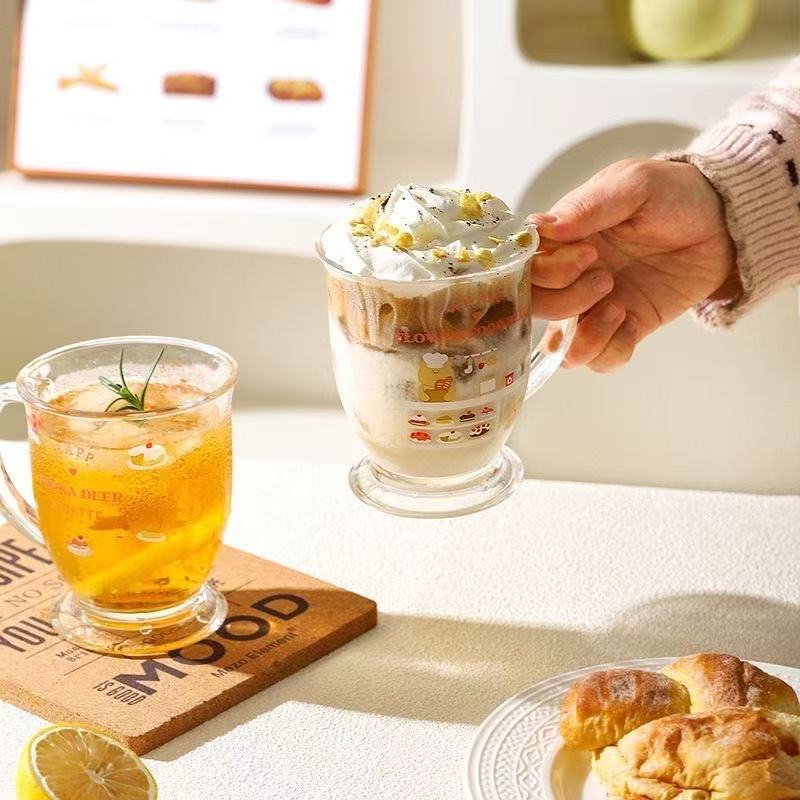 Glass Cup with Cute Cake Bear Design 蛋糕小熊玻璃杯