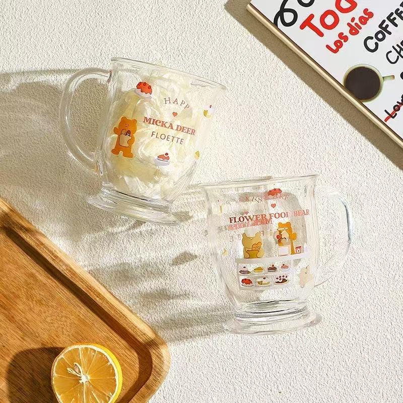 Glass Cup with Cute Cake Bear Design 蛋糕小熊玻璃杯