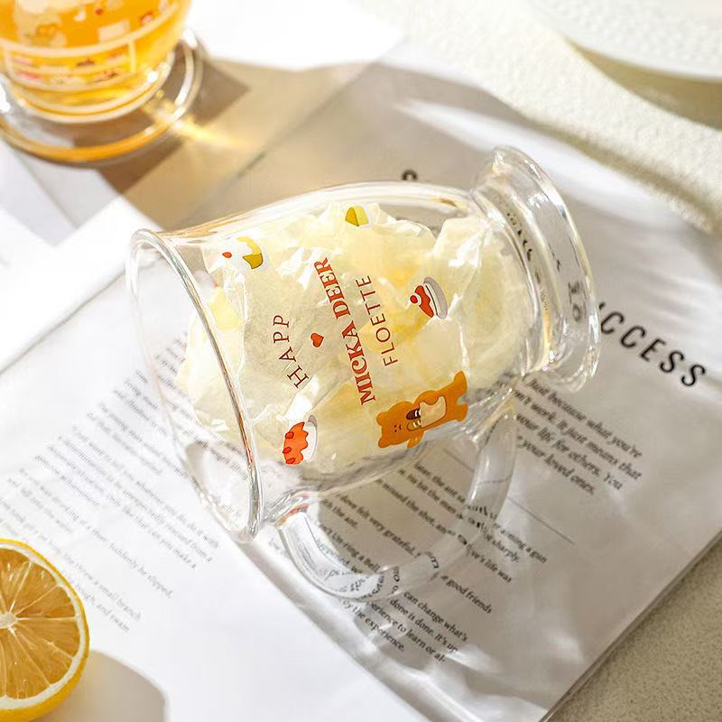 Glass Cup with Cute Cake Bear Design 蛋糕小熊玻璃杯