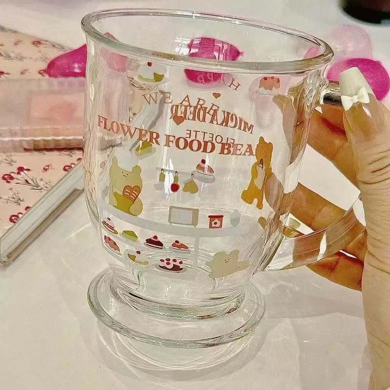 Glass Cup with Cute Cake Bear Design 蛋糕小熊玻璃杯