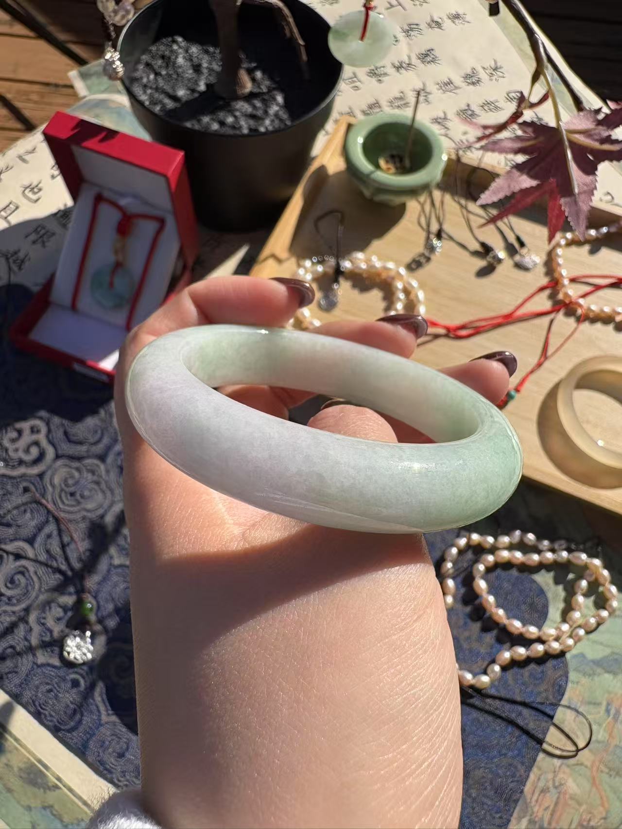 not available Bangle Jade Spring Colors 54mm 春带彩翡翠手镯