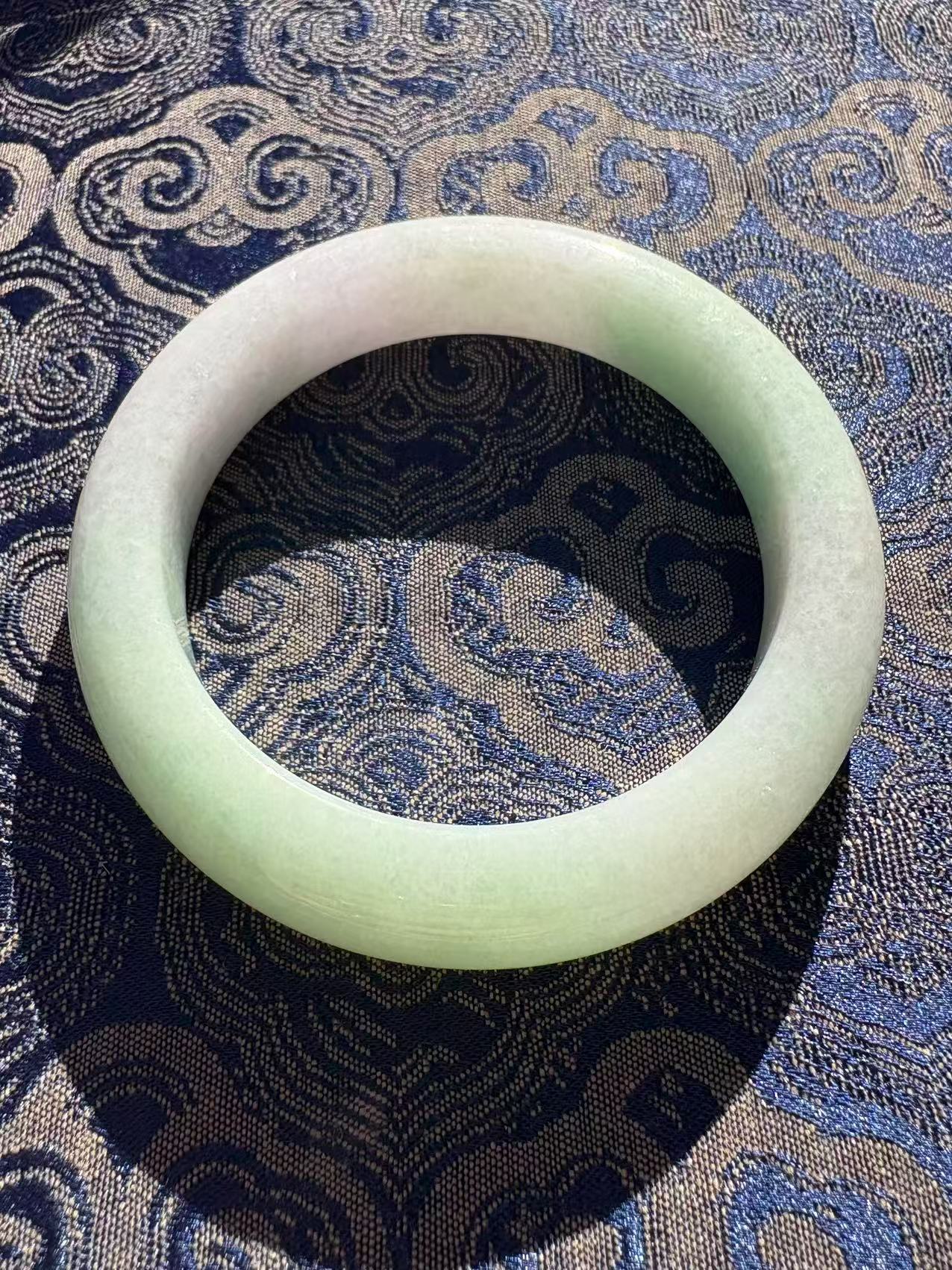 not available Bangle Jade Spring Colors 54mm 春带彩翡翠手镯