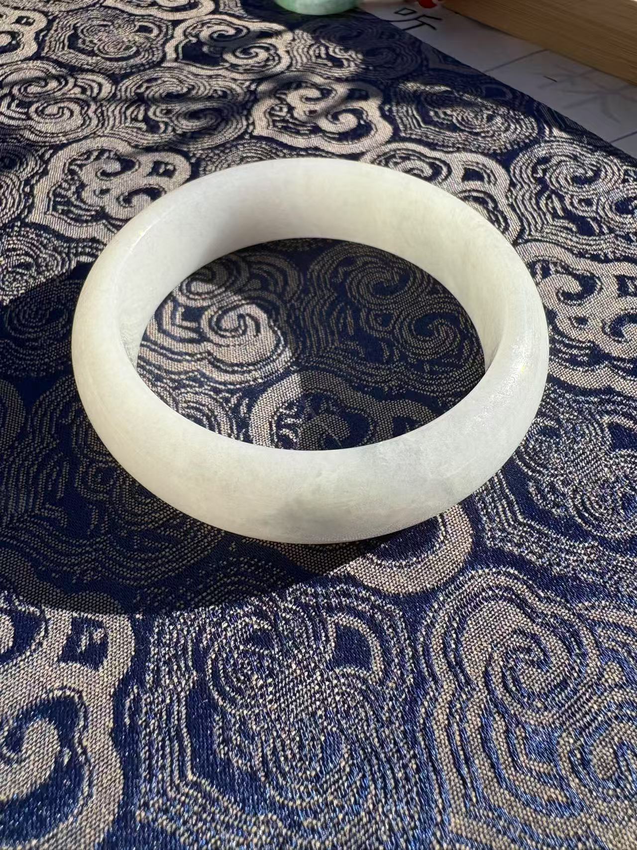 not available Bangle Jade Moonlight White 54mm 细糯白月光翡翠手镯