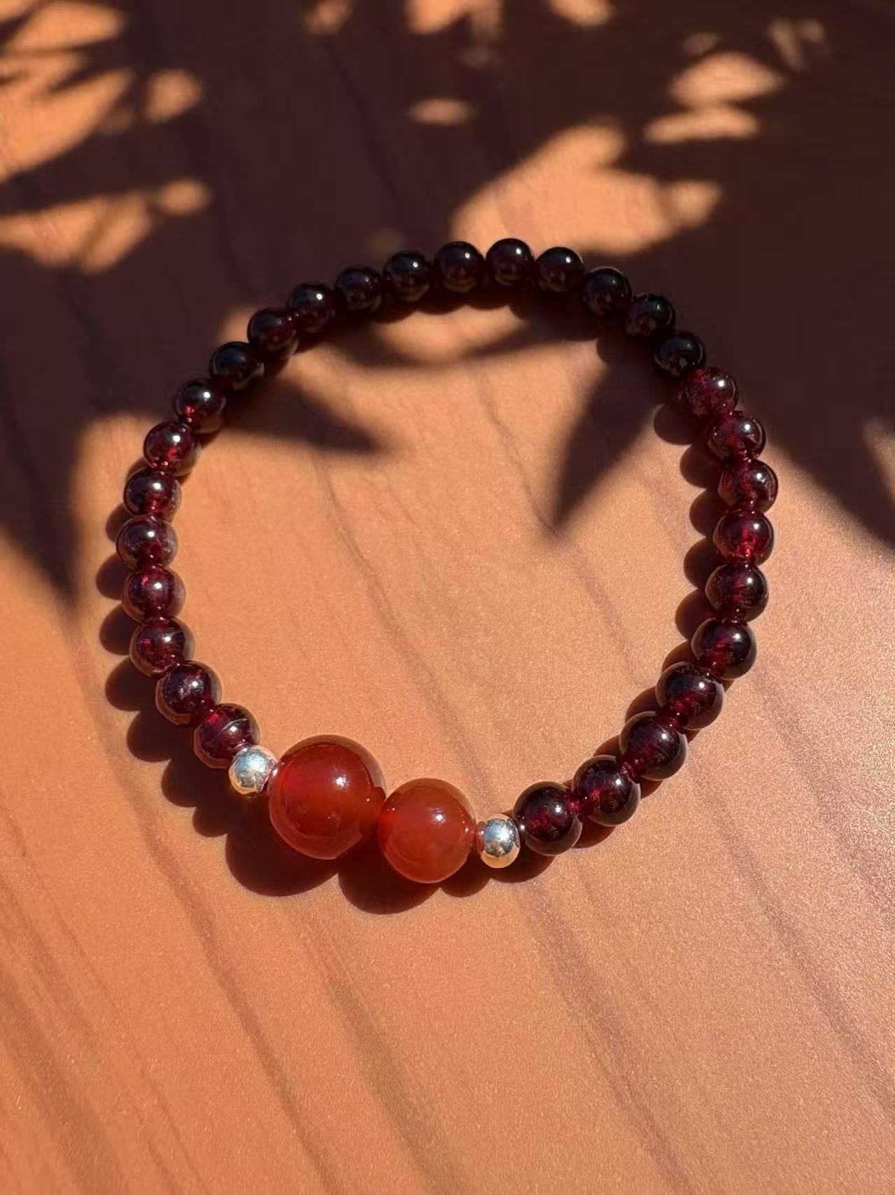 Bracelet Garnet 主体石榴石手串