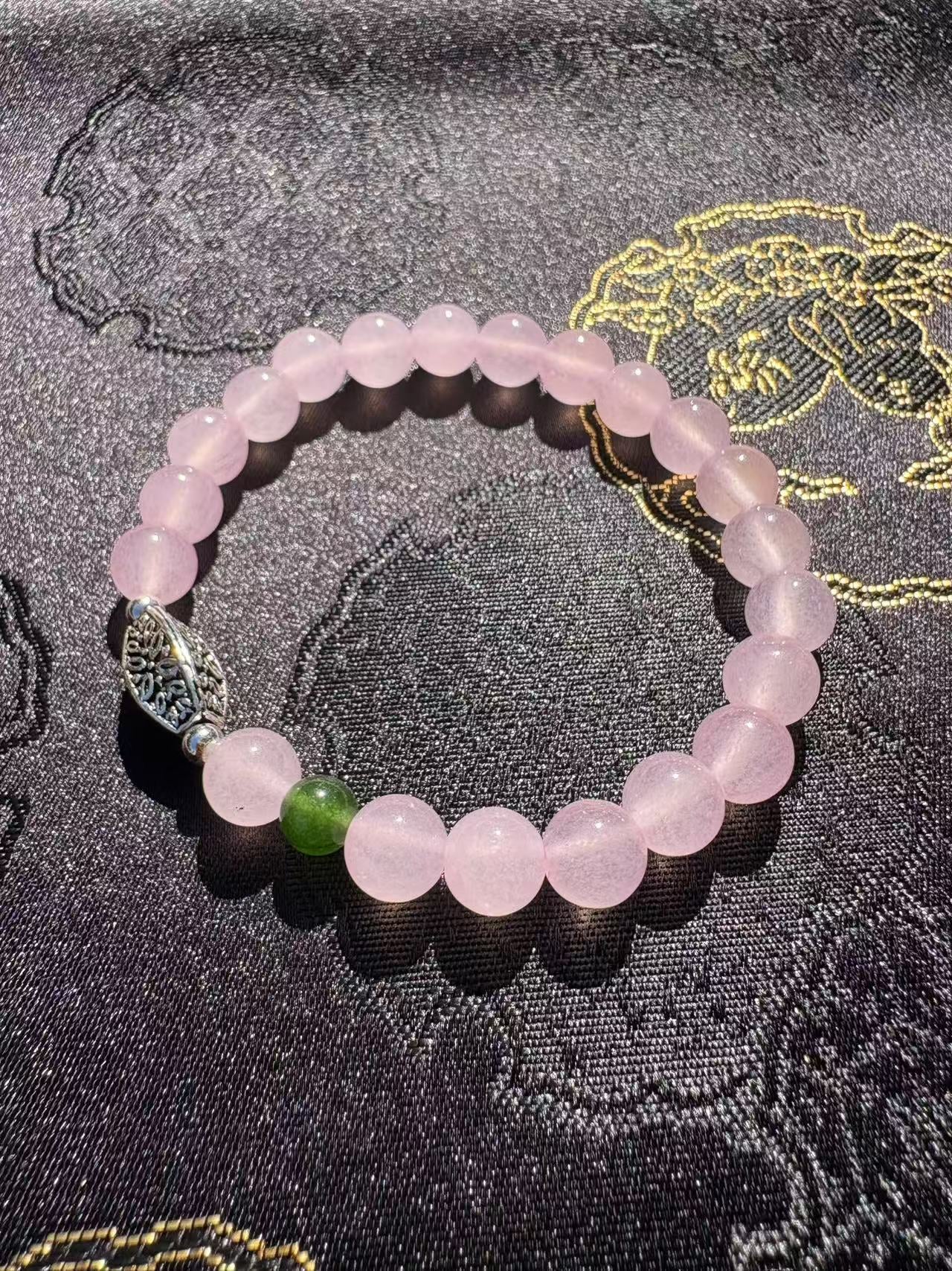 Bracelet Hibiscus Jade 主体芙蓉玉手串