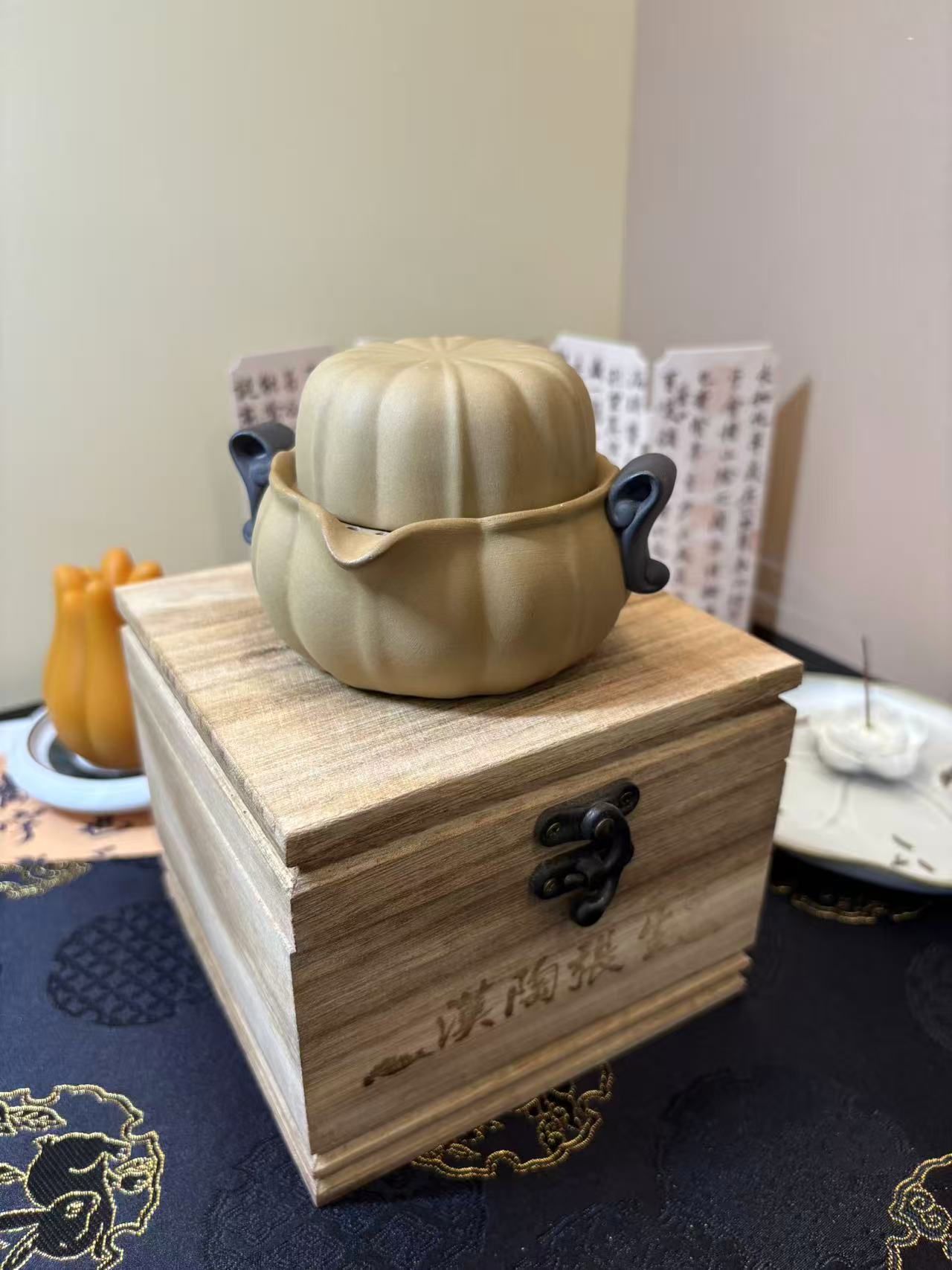 Handcrafted Zisha (Purple Clay) Pumpkin Teapot 手工紫砂南瓜泡茶壶