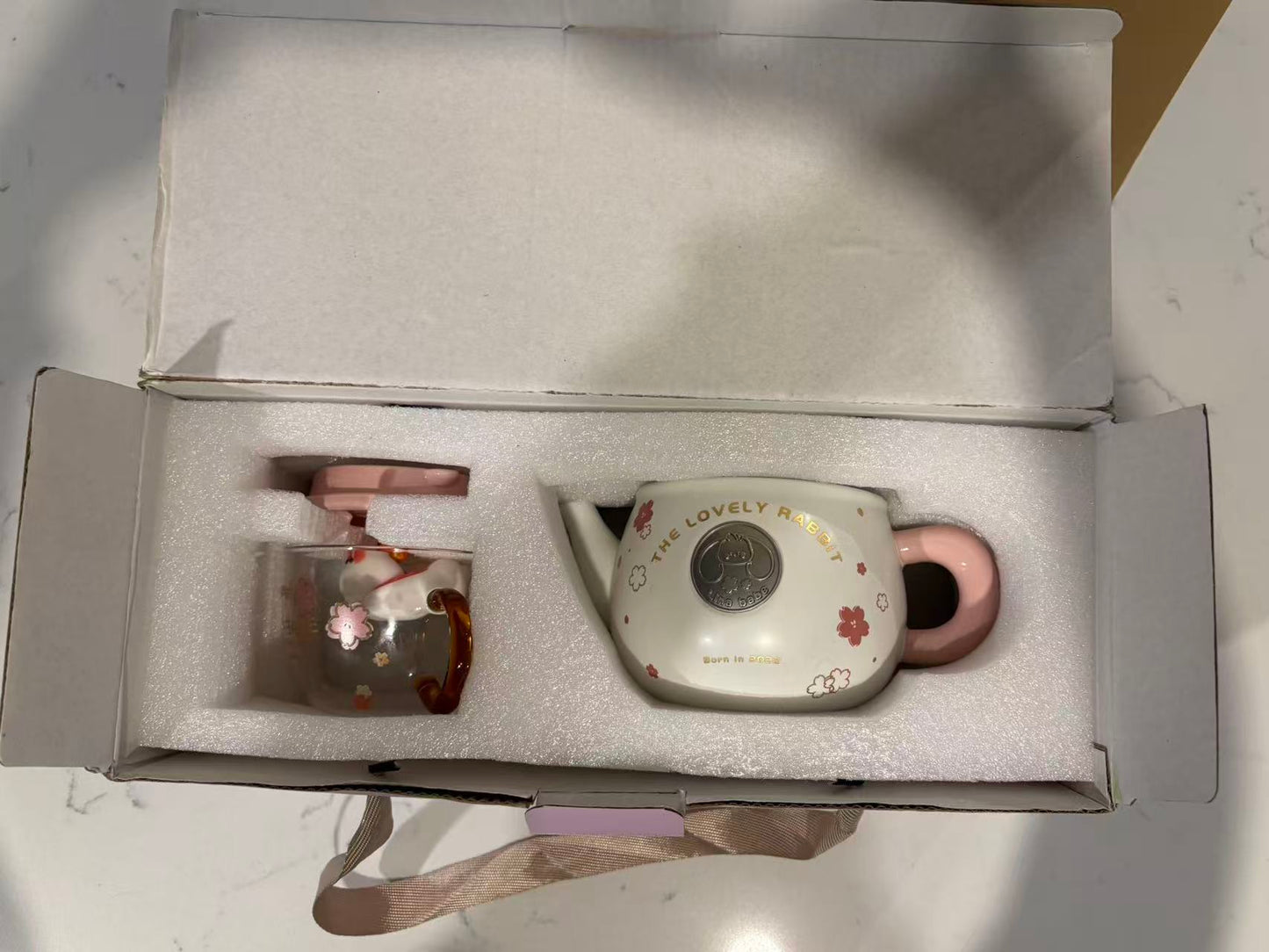 A Cute Cherry Blossom Bunny Afternoon Tea Set Gift - 1 Ceramic Teapot, 1 Glass Teacup & Gift Box 樱花兔兔下午茶套装礼盒 1壶1杯+礼盒