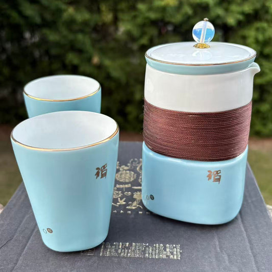 A Luxury Ceramic Tea Set Gift – 1 Teapot, 2 Cups & Storage Box | Blue/White Color 福字釉下彩陶瓷茶具礼盒套装 1壶2杯+礼盒 蓝/白色2款选